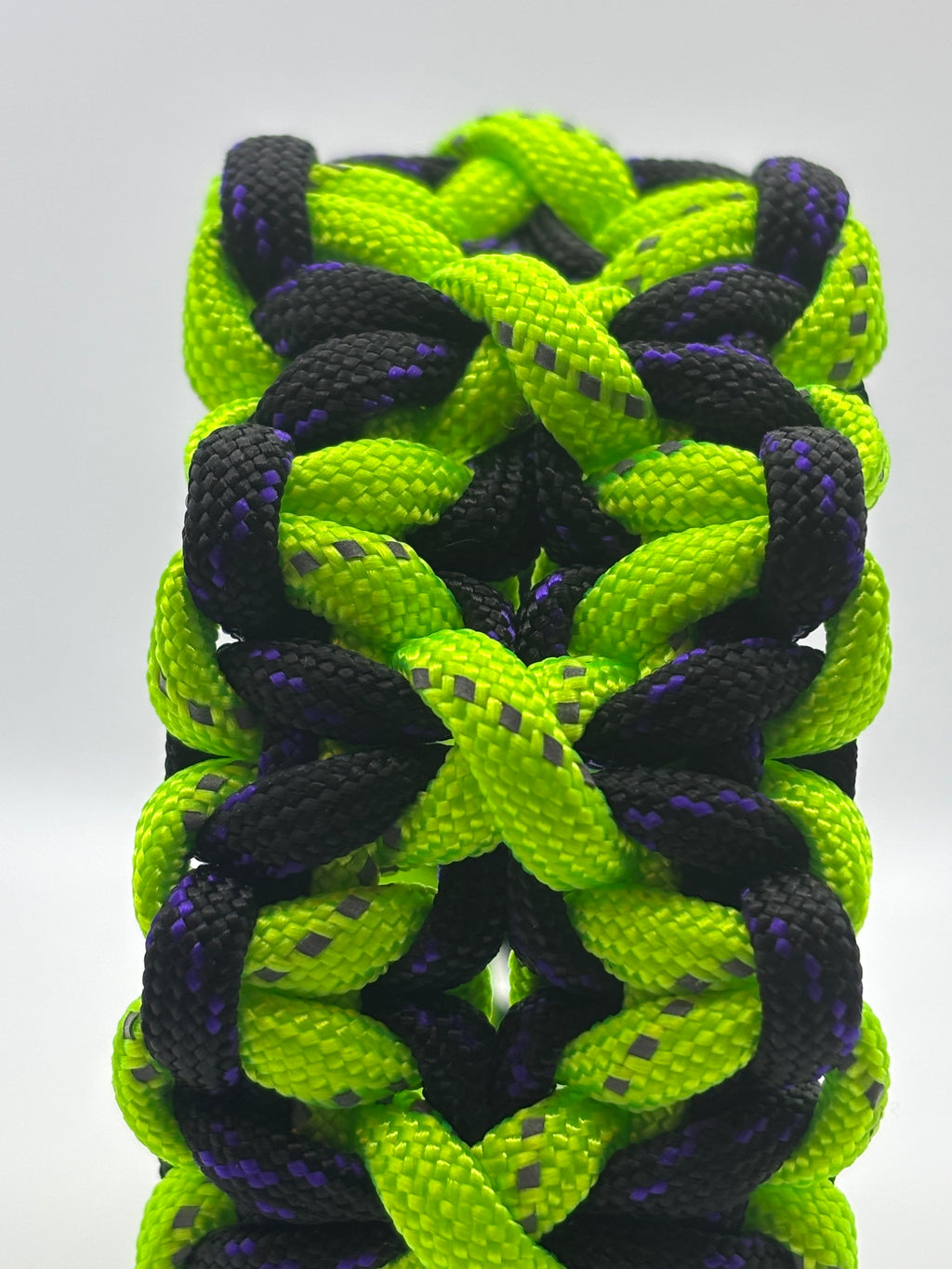 Handmade Starlight Express Paracord Bracelet – Neon Green image 4