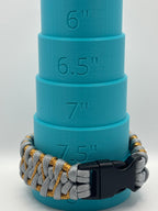 Stitched Fishtail Belly Knot Paracord Bracelet – Grey & Gold image 4