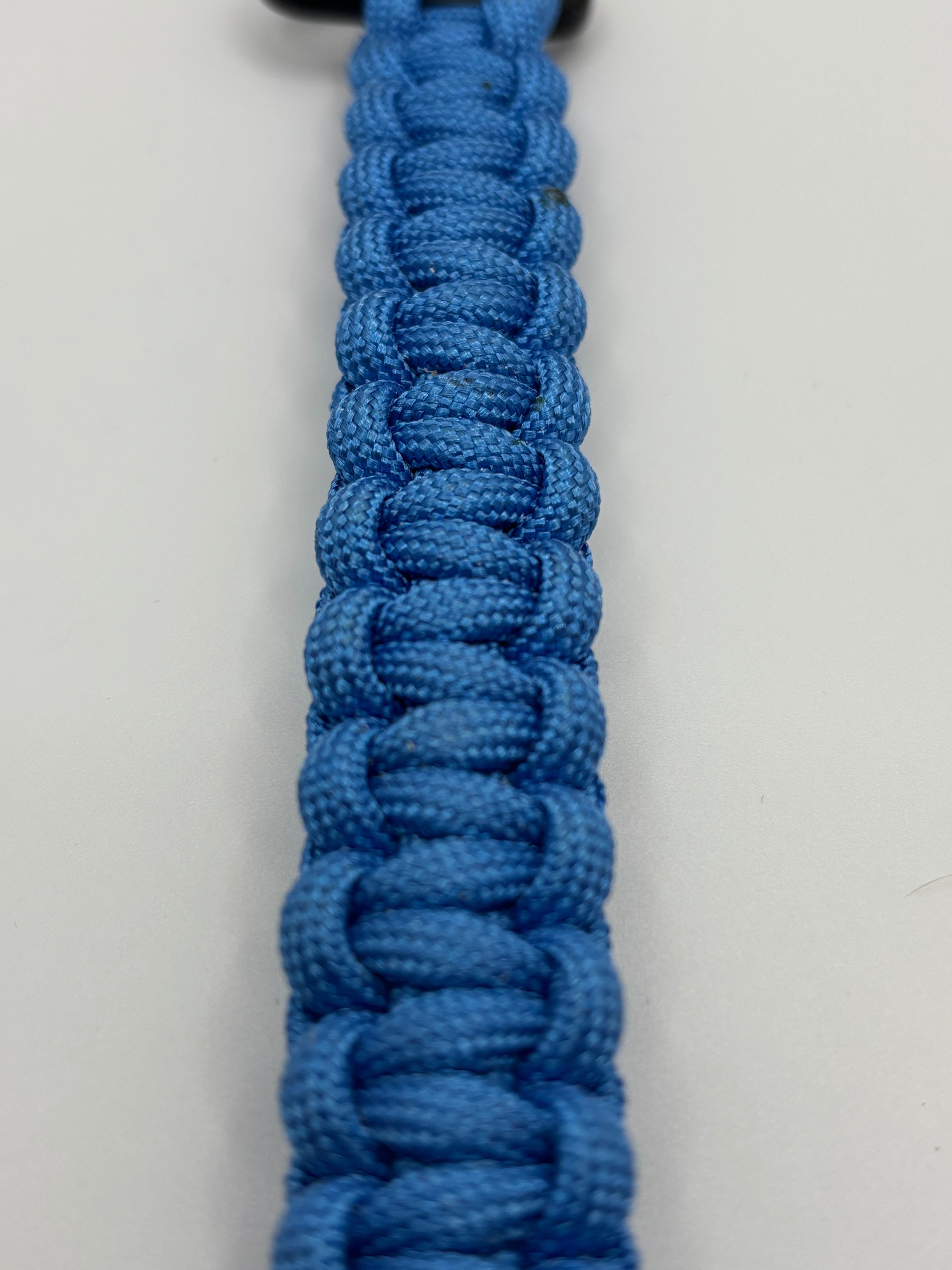 Handmade Cobra Knot Paracord Keychain (Blue) image 2