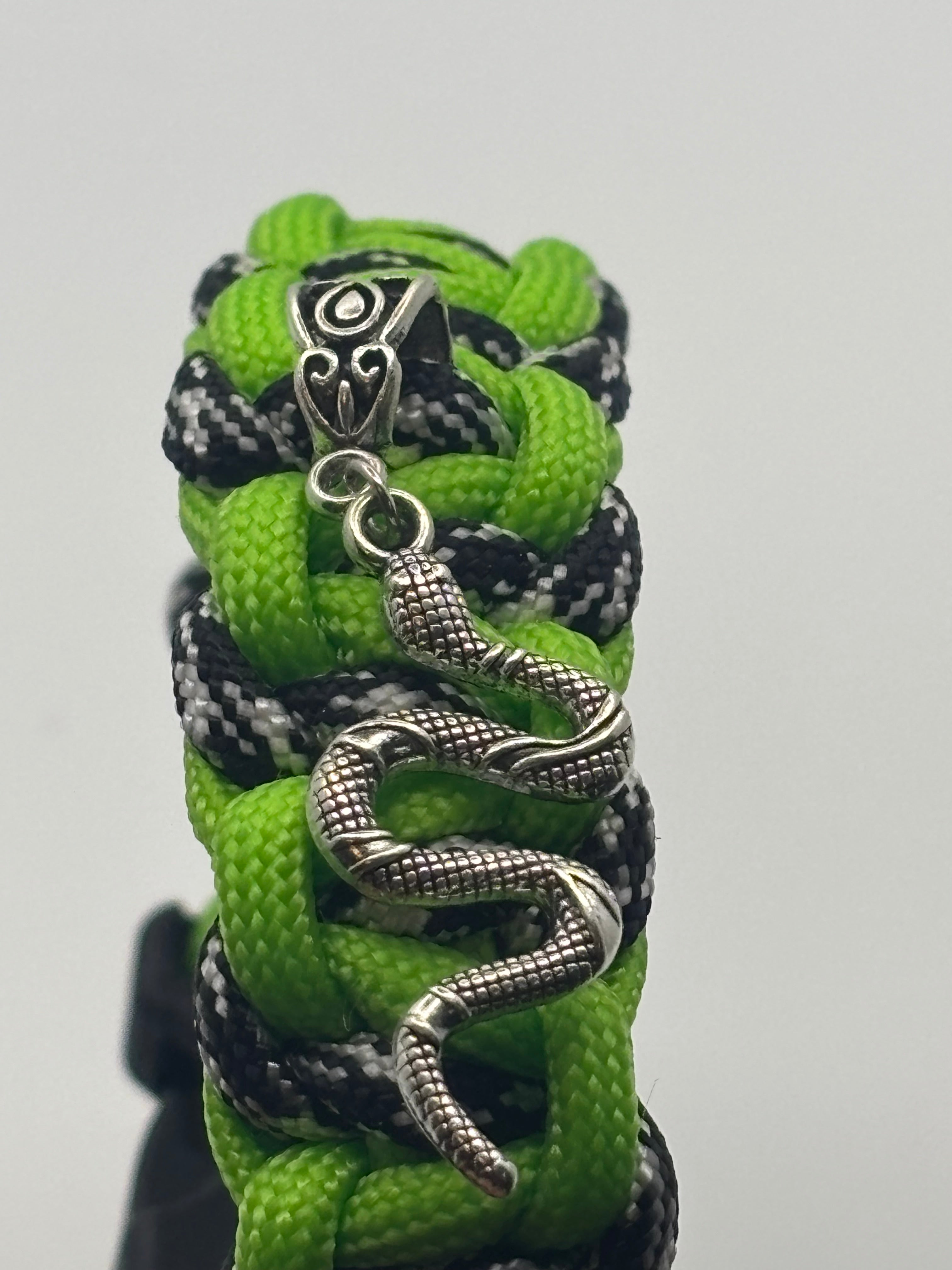 Handmade Cobra Belly Paracord Bracelet with Snake Pendant – Neon Green & Black image 1