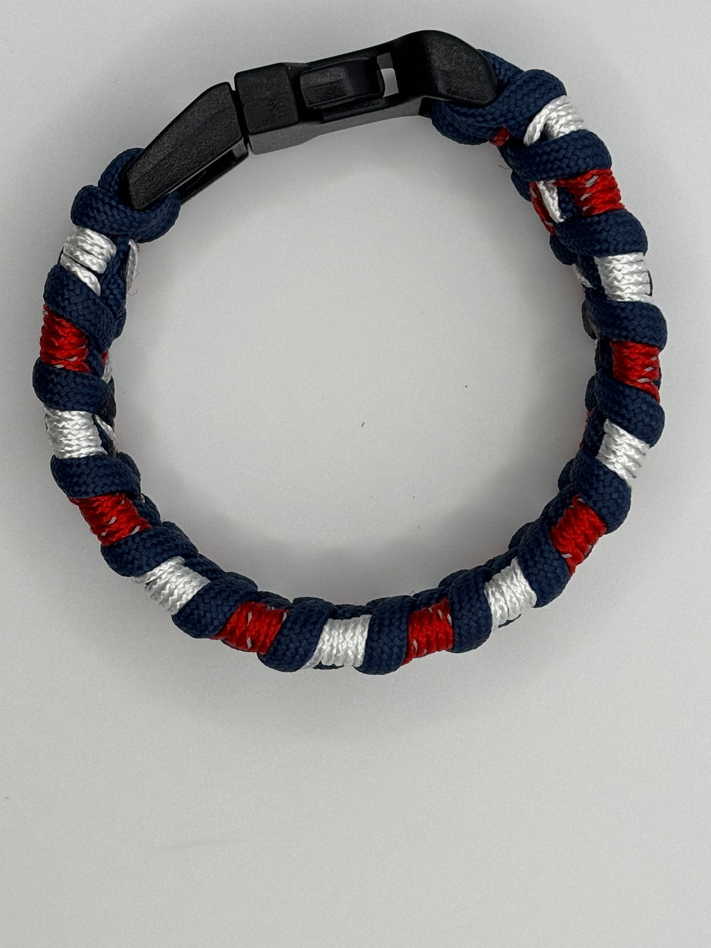 Handmade Stitched Fishtail Belly Paracord Bracelet image 2