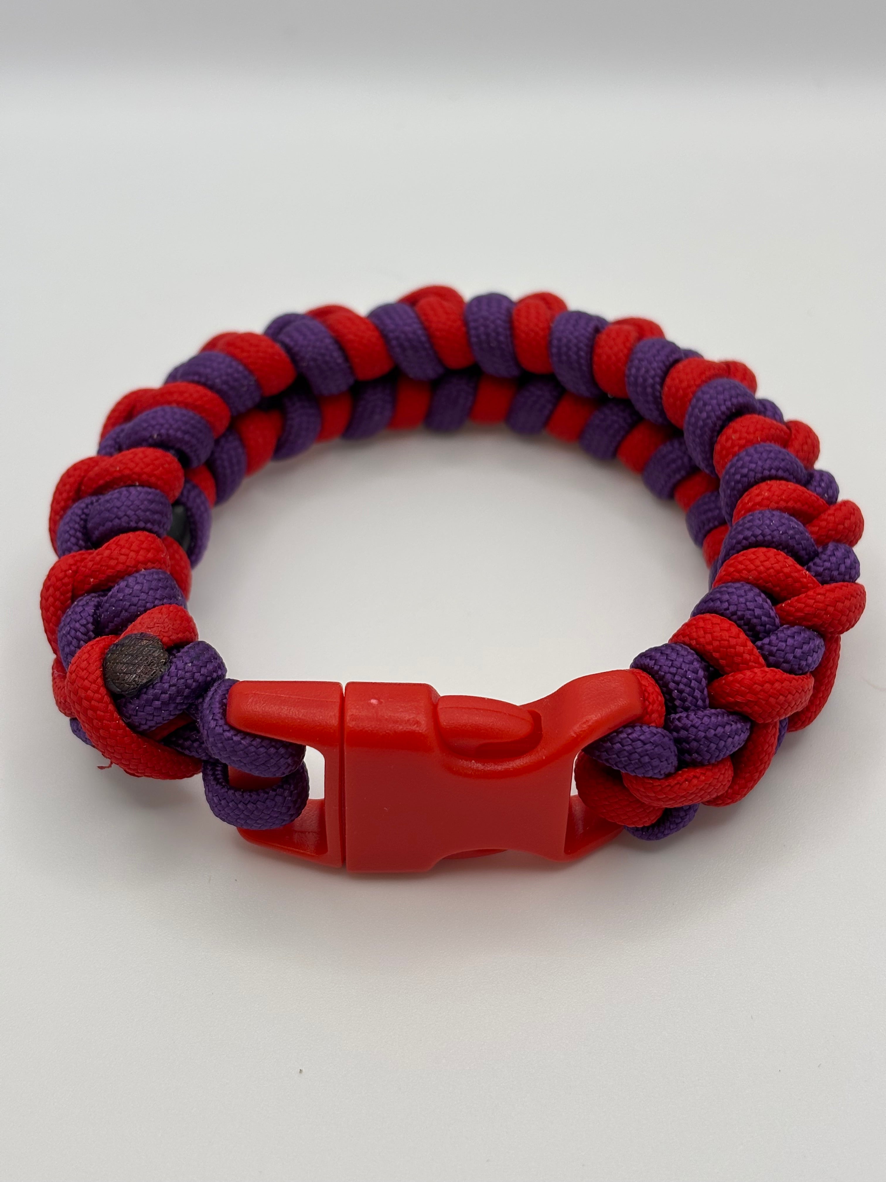 Handmade Side Step Pattern Paracord Bracelet image 1