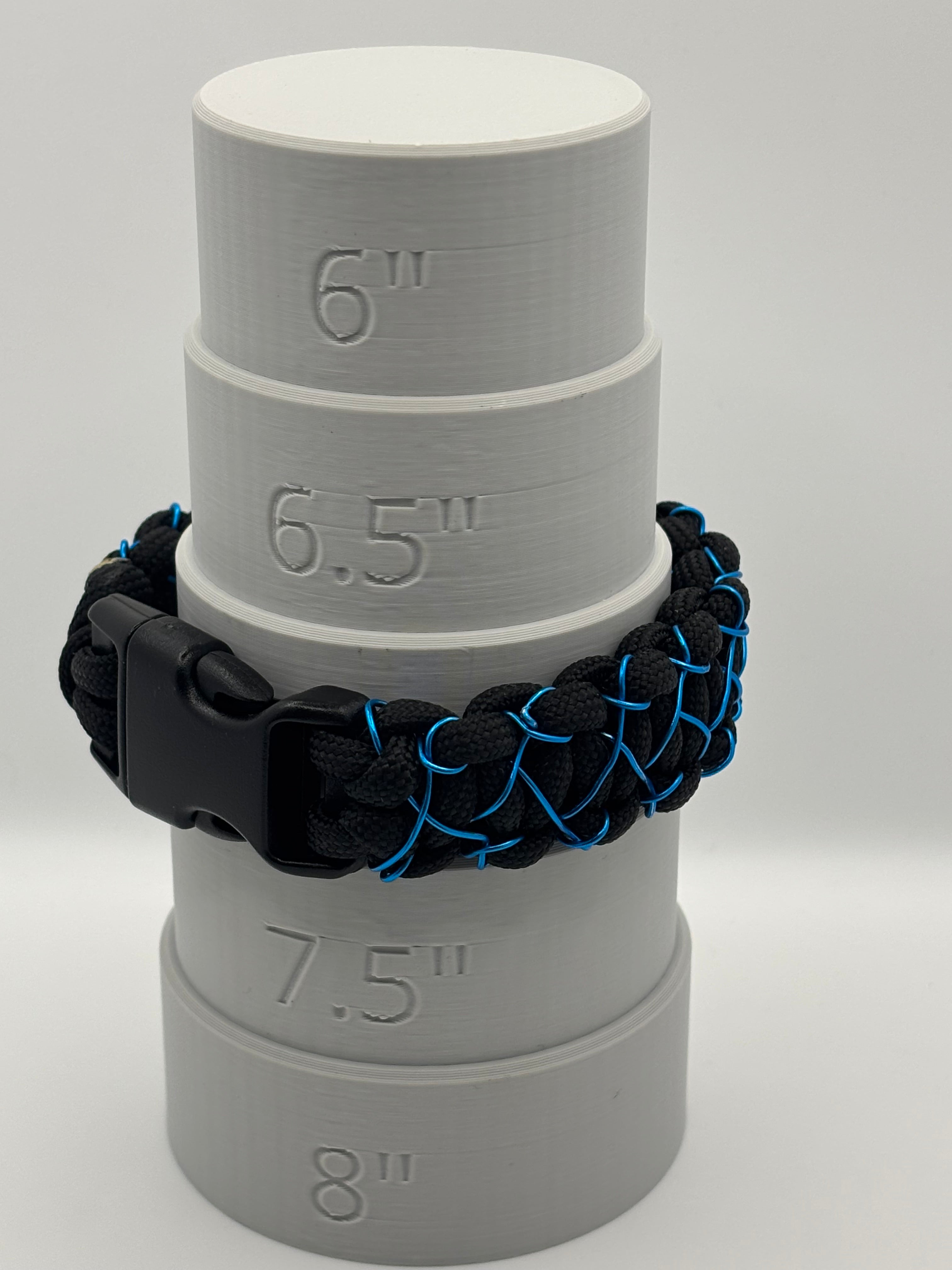 Handmade Cobra Knot Paracord Bracelet – Black with Blue Metal  Stitched Accent image 3