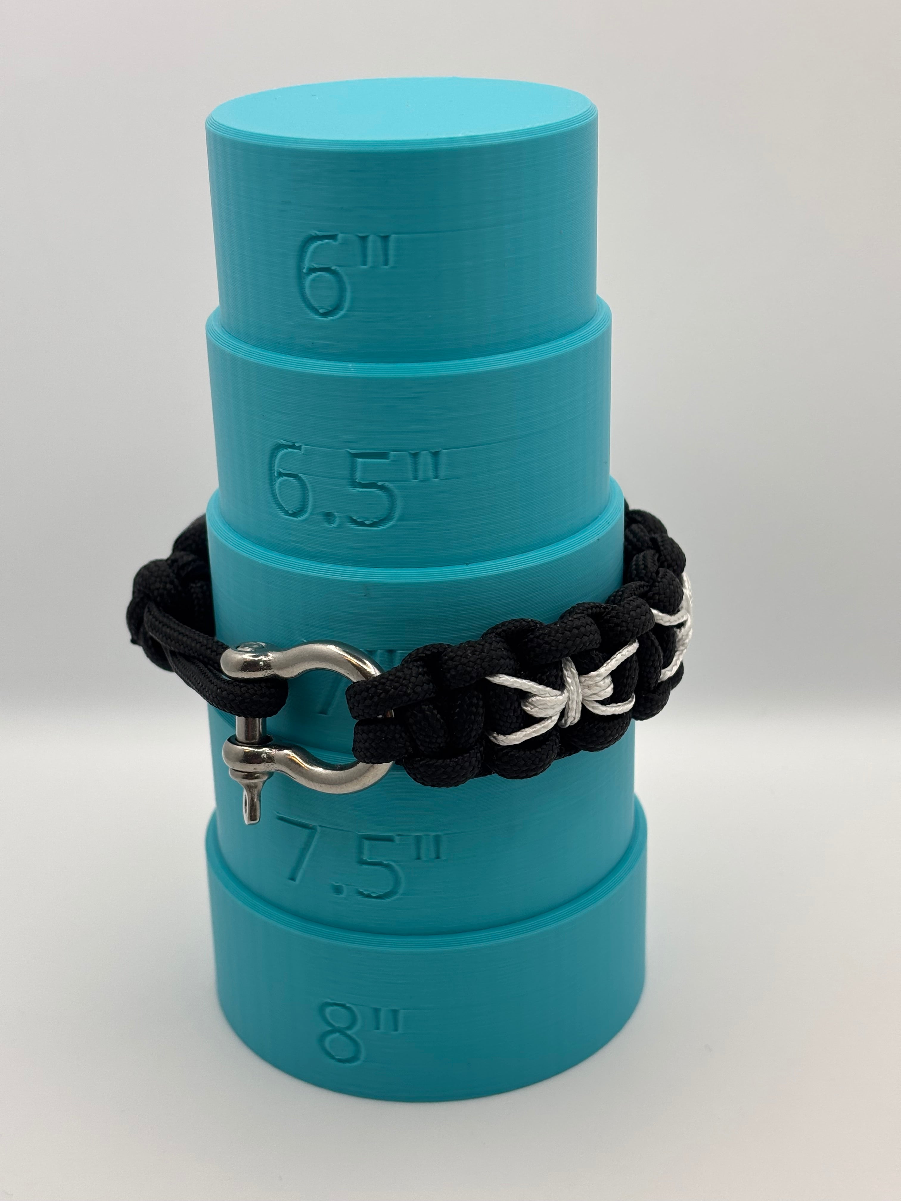 Cobra Weave with Spider Stitch Paracord Bracelet – Metal Horseshoe Clasp image 3