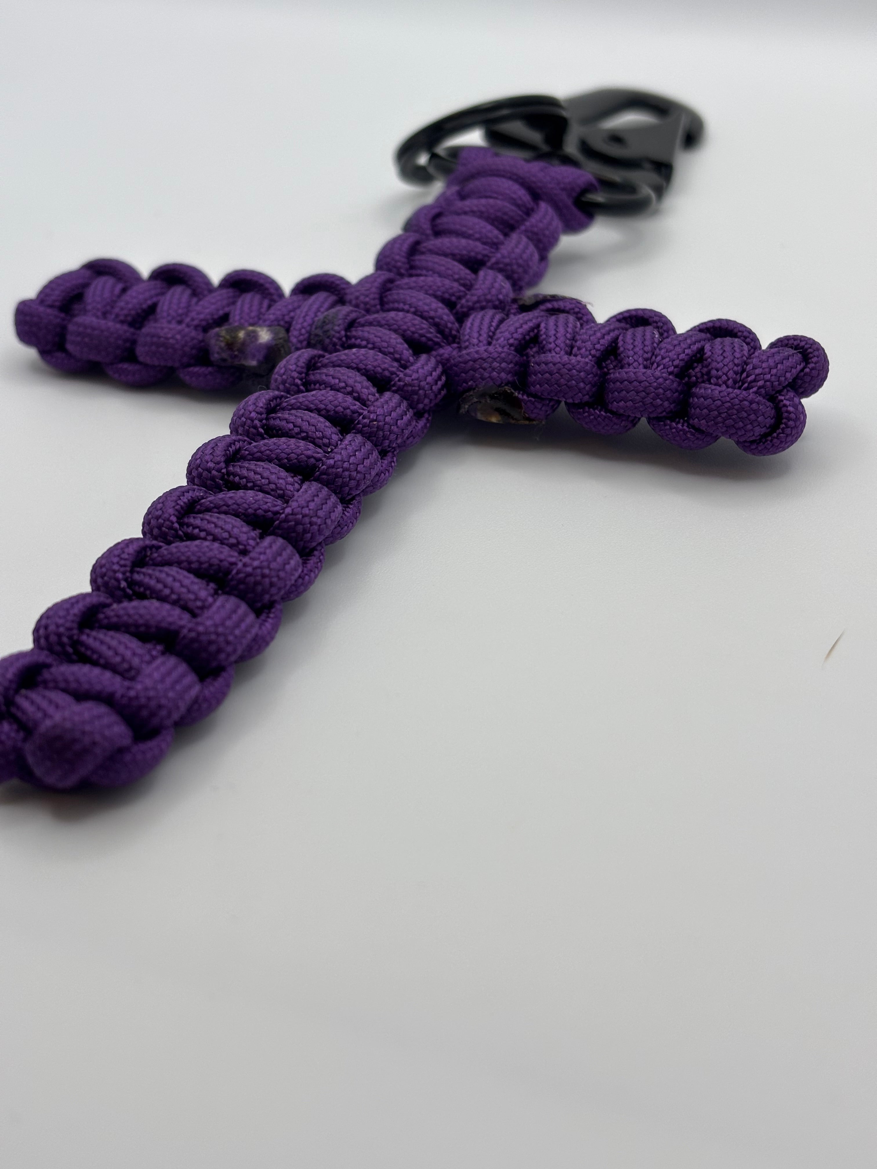 Handmade Cobra Knot Cross Paracord Keychain – Purple image 3