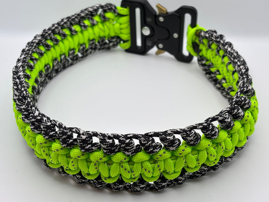 Paracord Dog Collar with Metal Closure