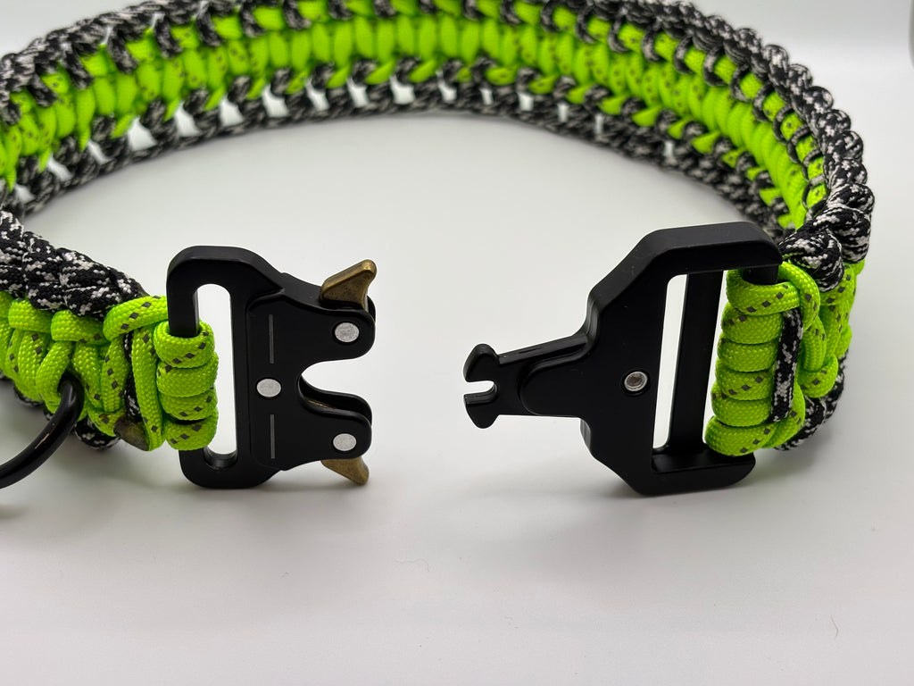 Paracord Dog Collar with Metal Closure
