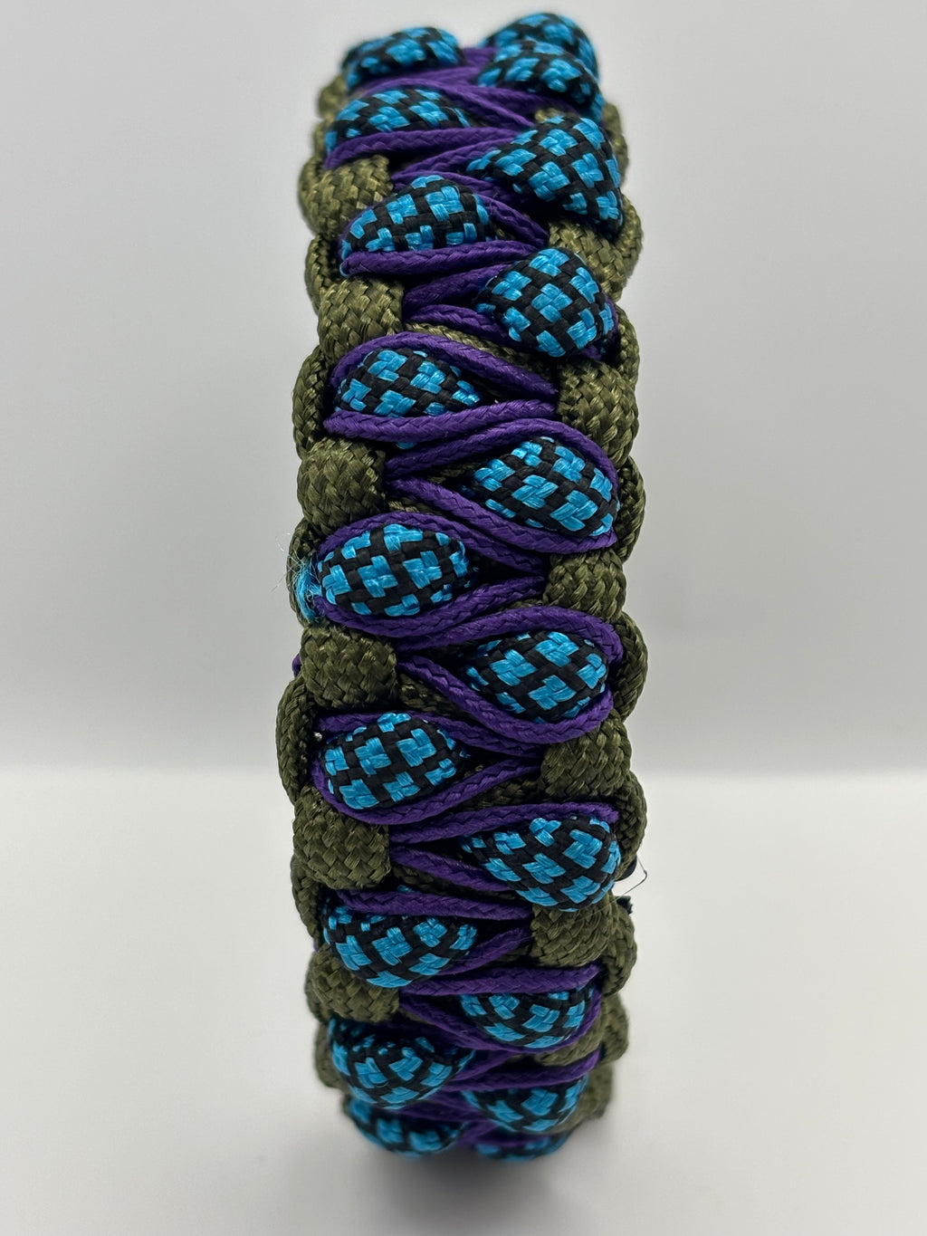 Handmade Diamond Knot Paracord Bracelet