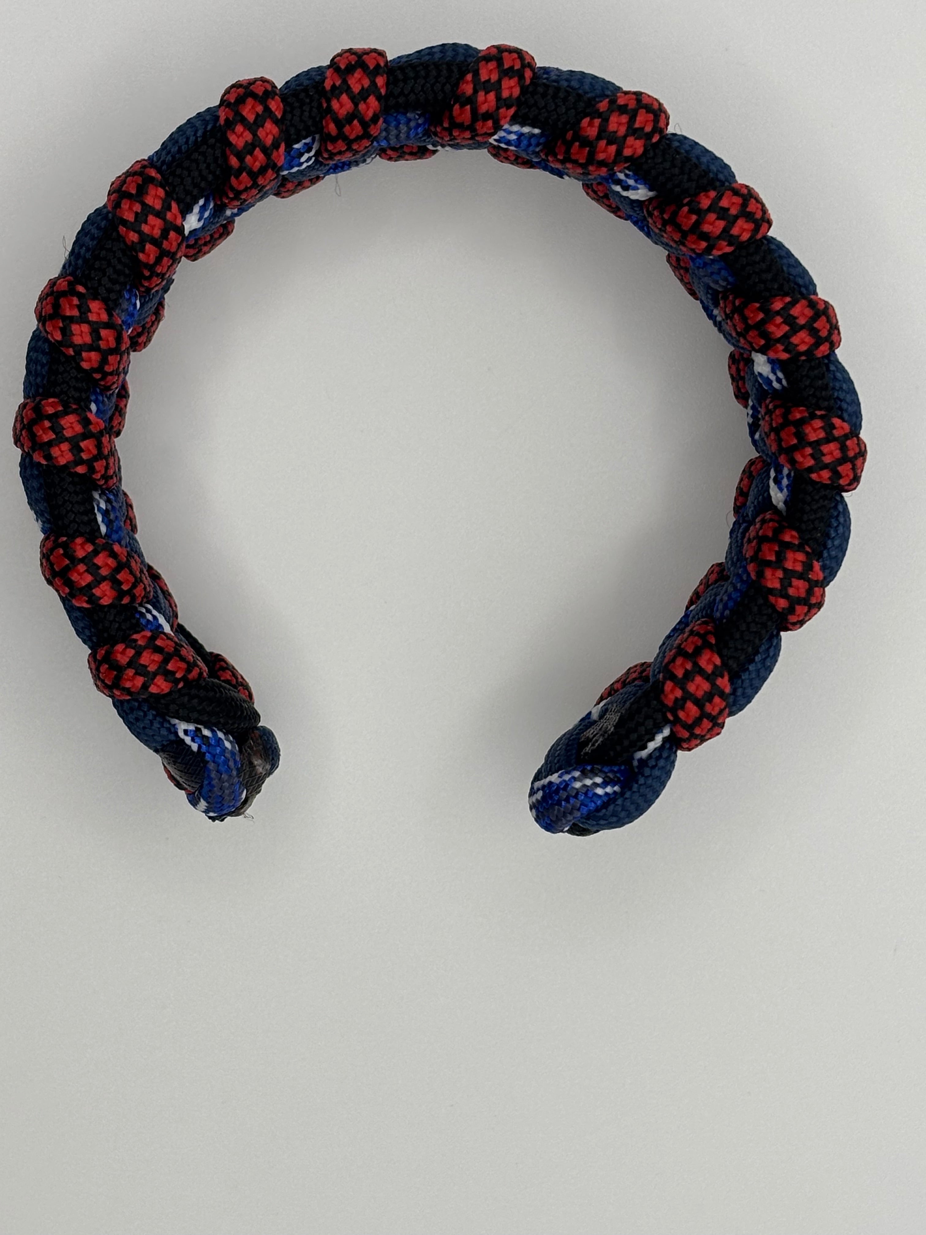 Cobra Quiver Core Paracord Bracelet