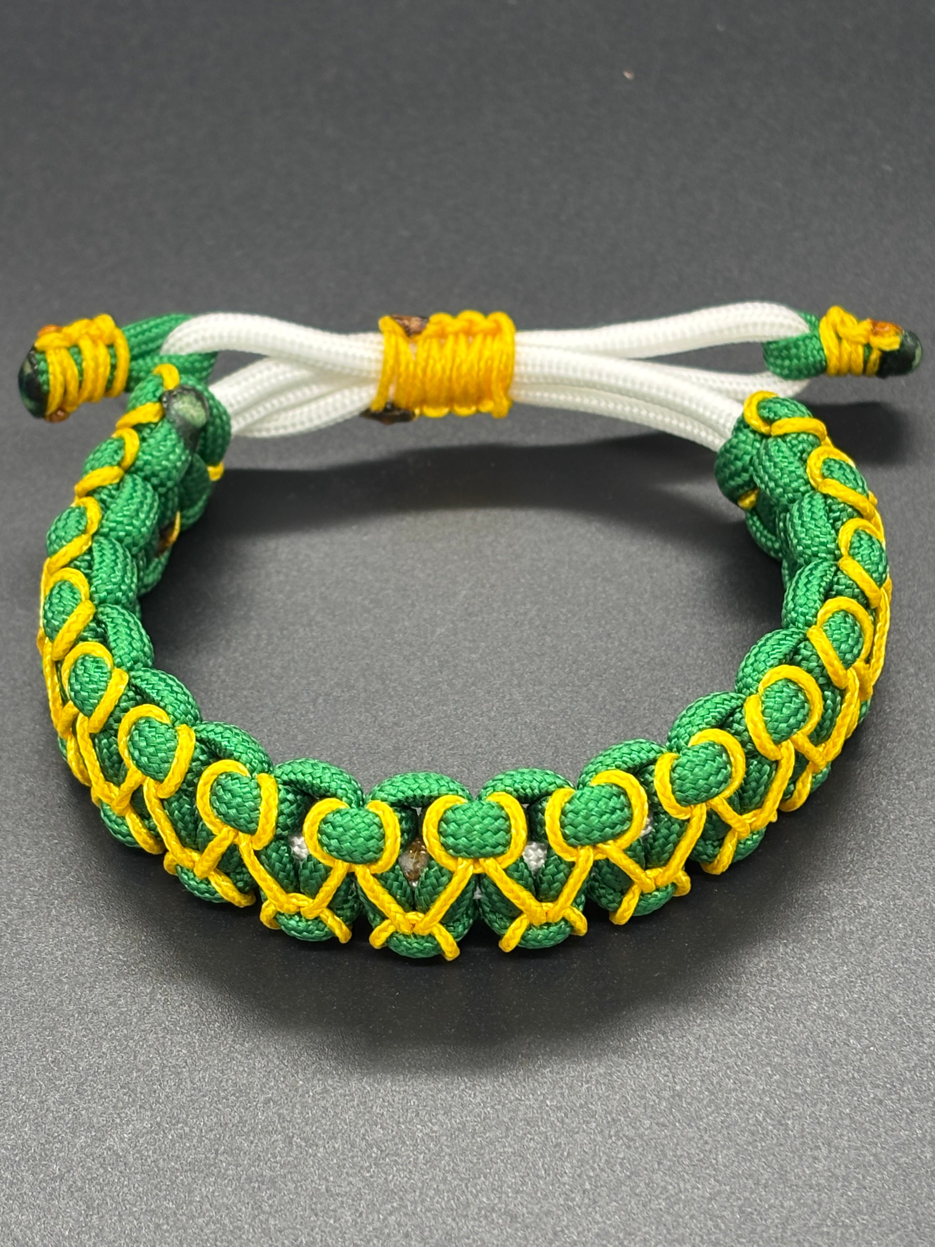 St. Patrick’s Adjustable Paracord Bracelet