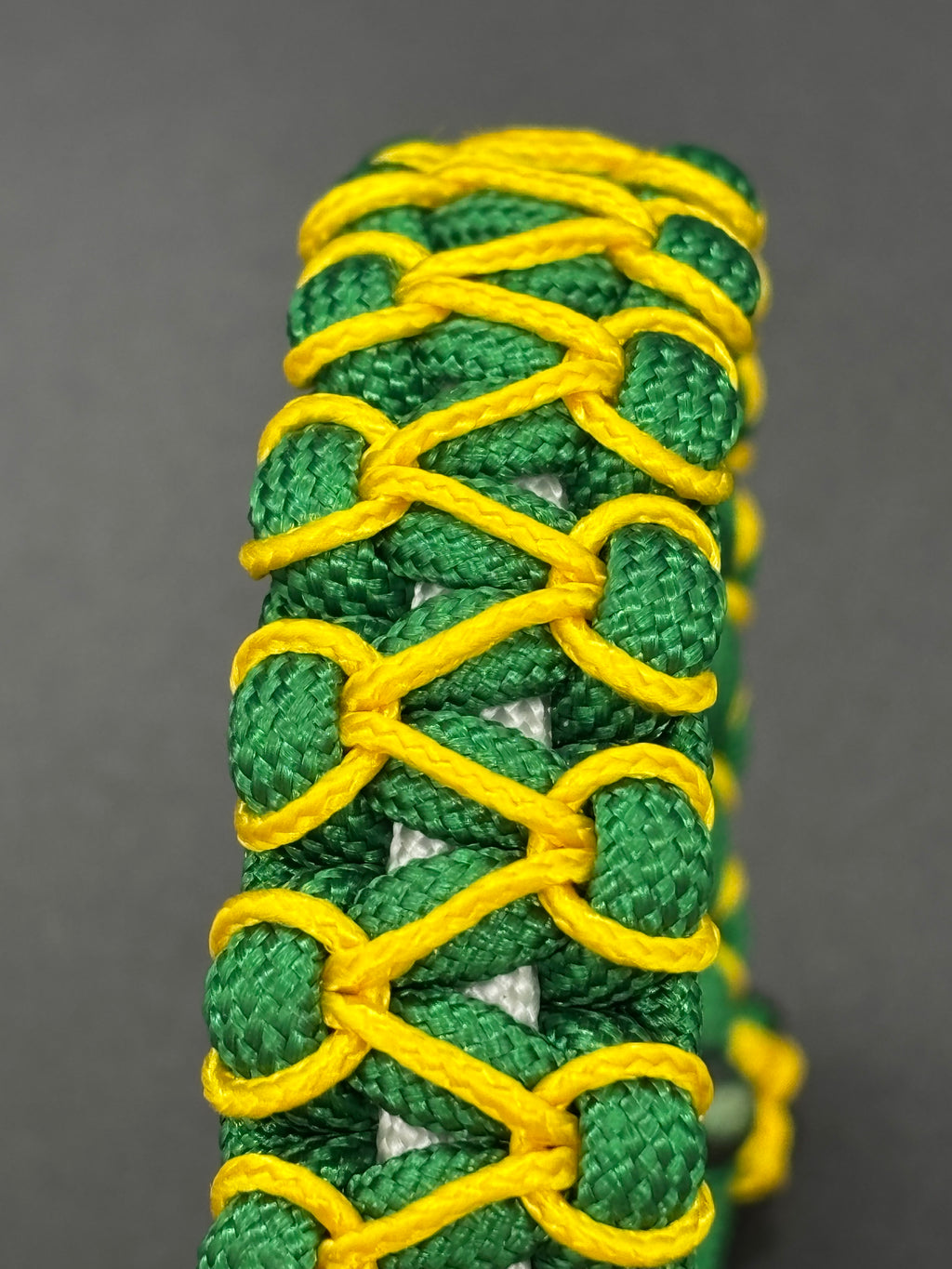 St. Patrick’s Adjustable Paracord Bracelet
