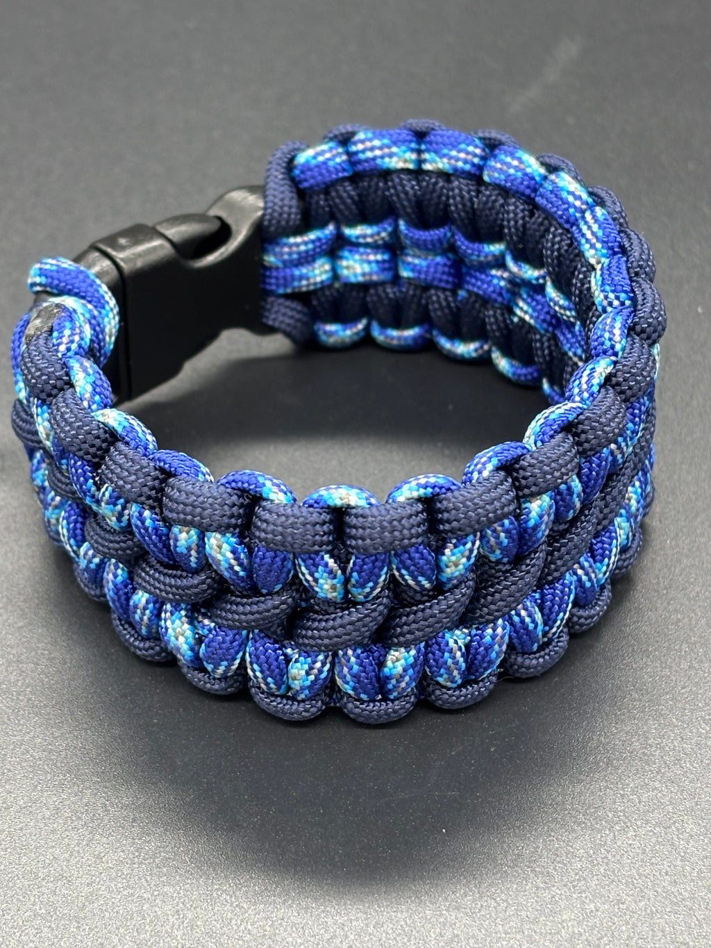 Cobra Knot Bracelet with Solid Core