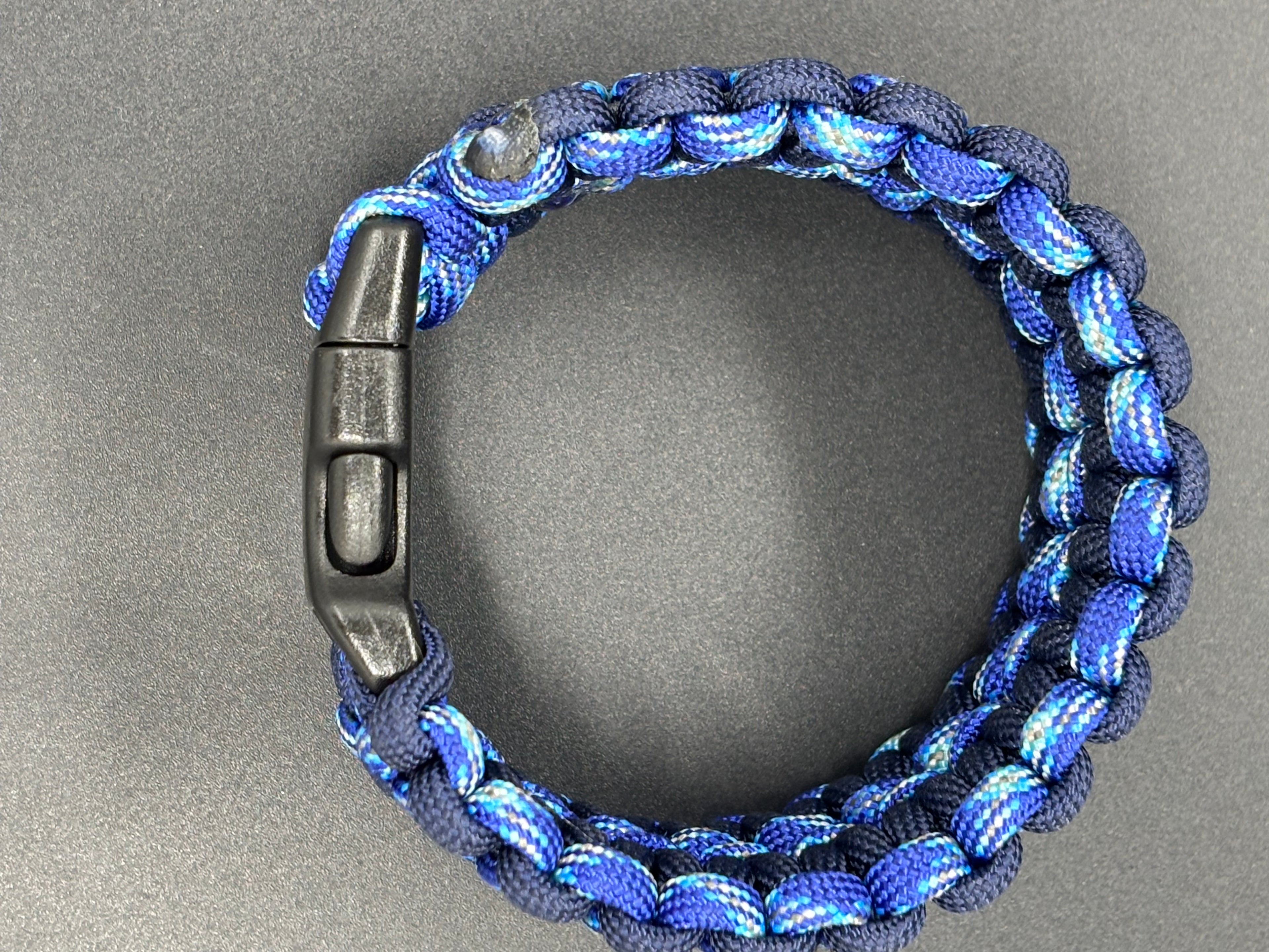 Cobra Knot Bracelet with Solid Core
