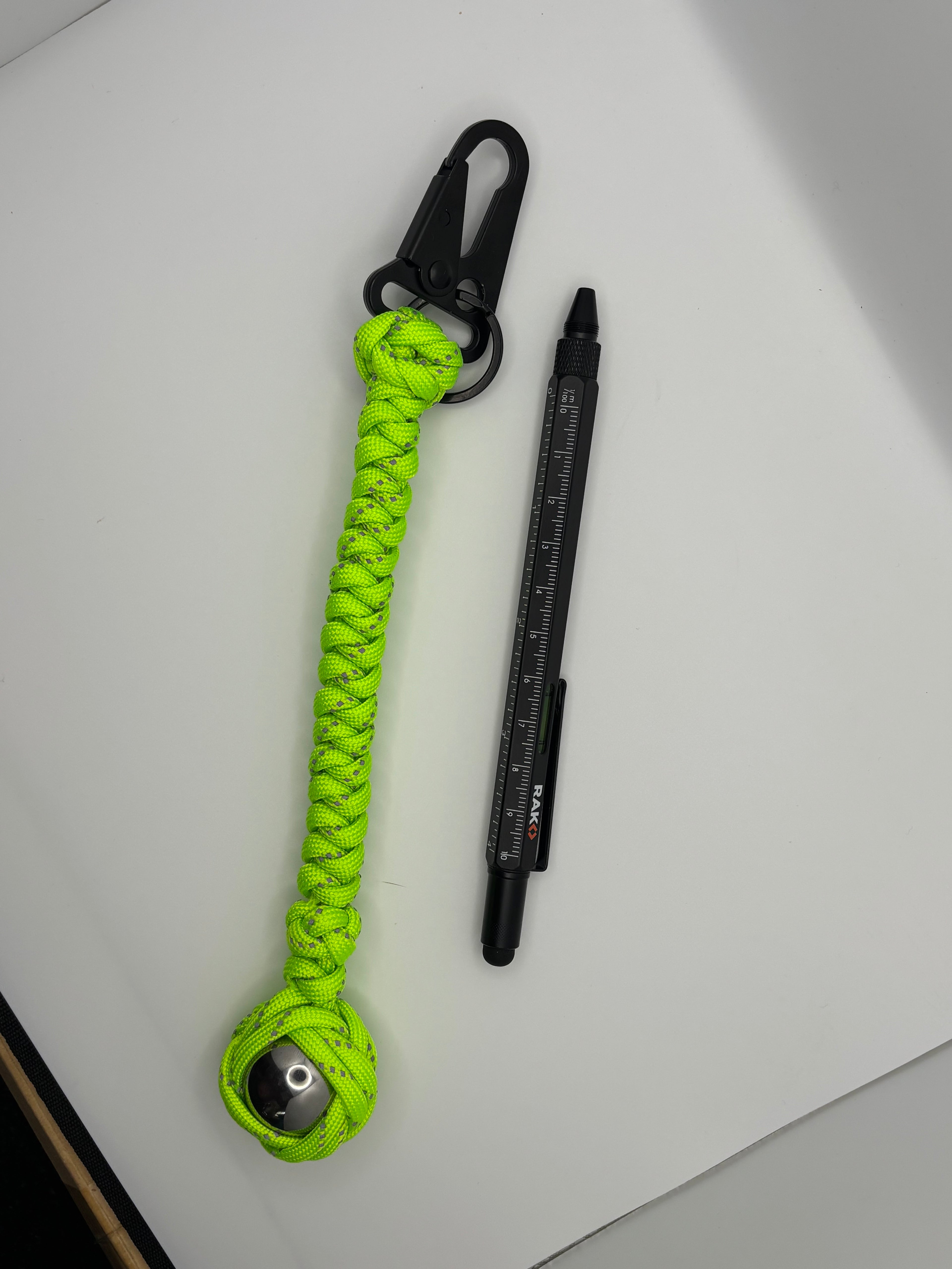 Handmade Celtic Knot Slammer Paracord Keychain image 3