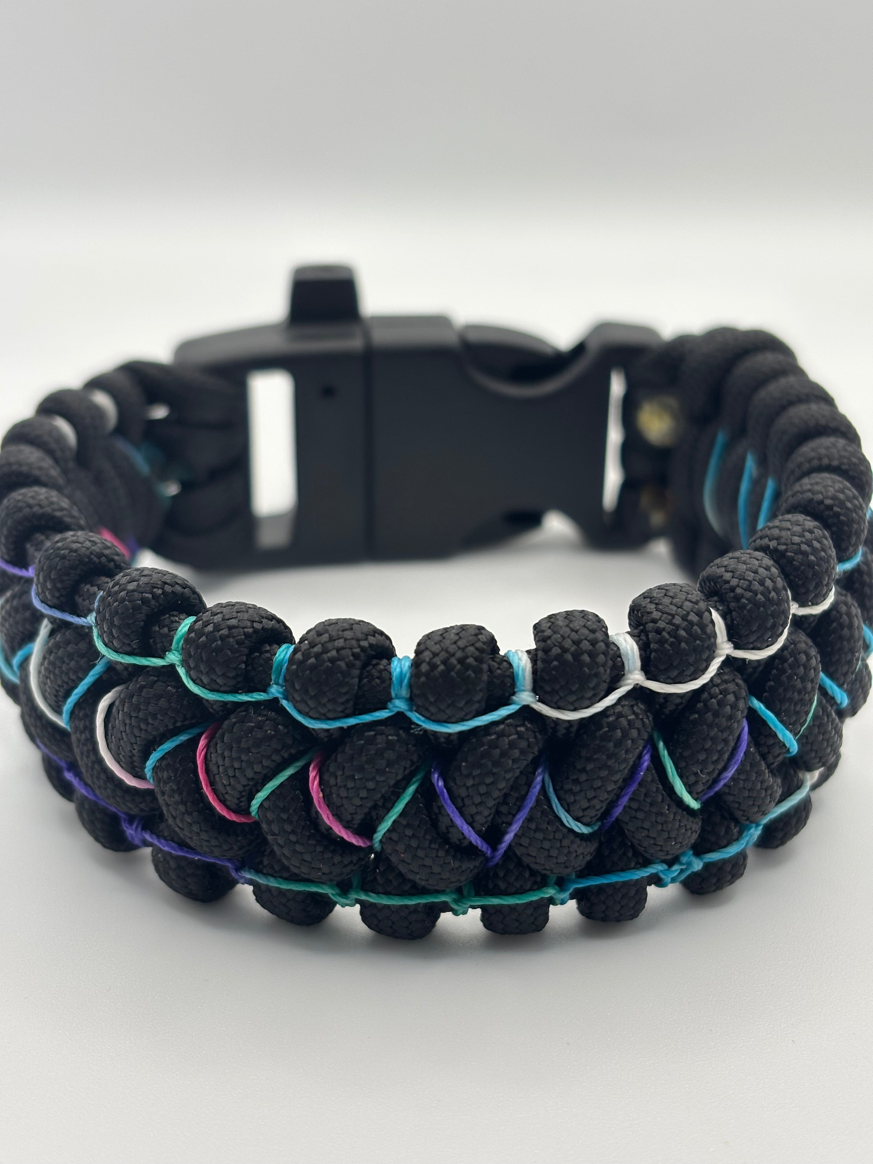 Handmade Cobra Knot Paracord Bracelet with Multi-Color Stitch image 2
