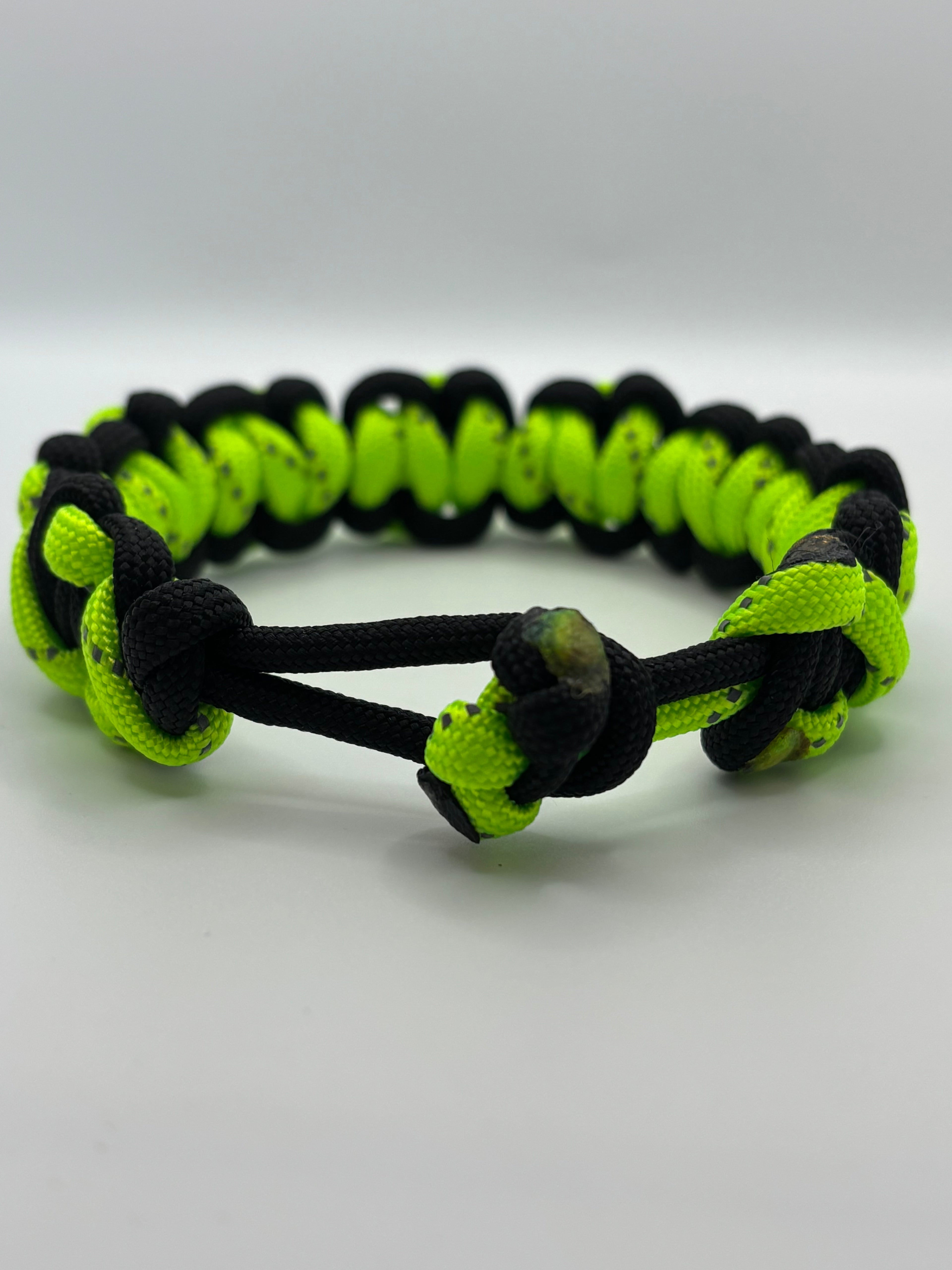 Paralix Paracord Bracelet – Adjustable Knot Clasp image 8